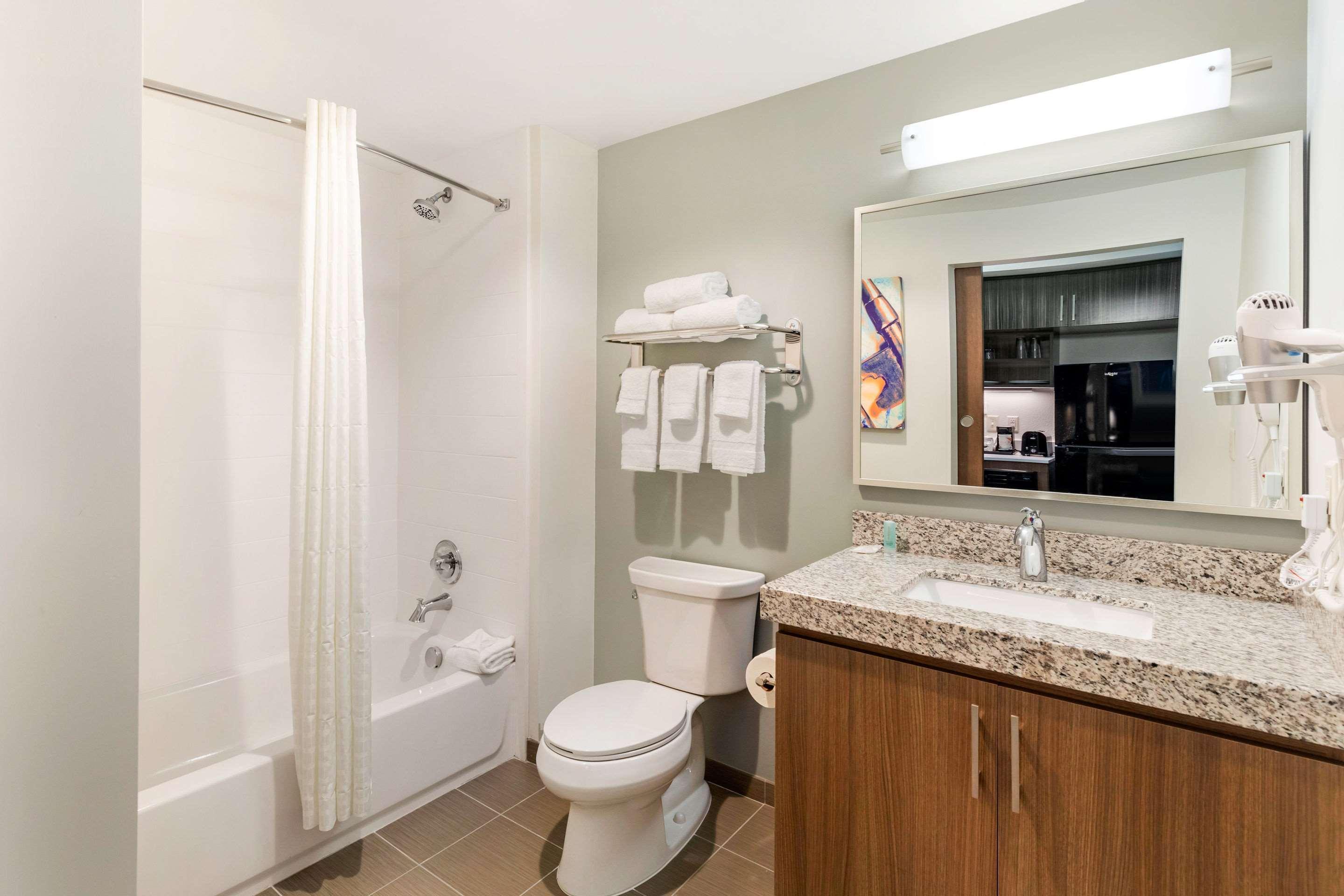 Mainstay Suites Lancaster Dallas South Екстер'єр фото