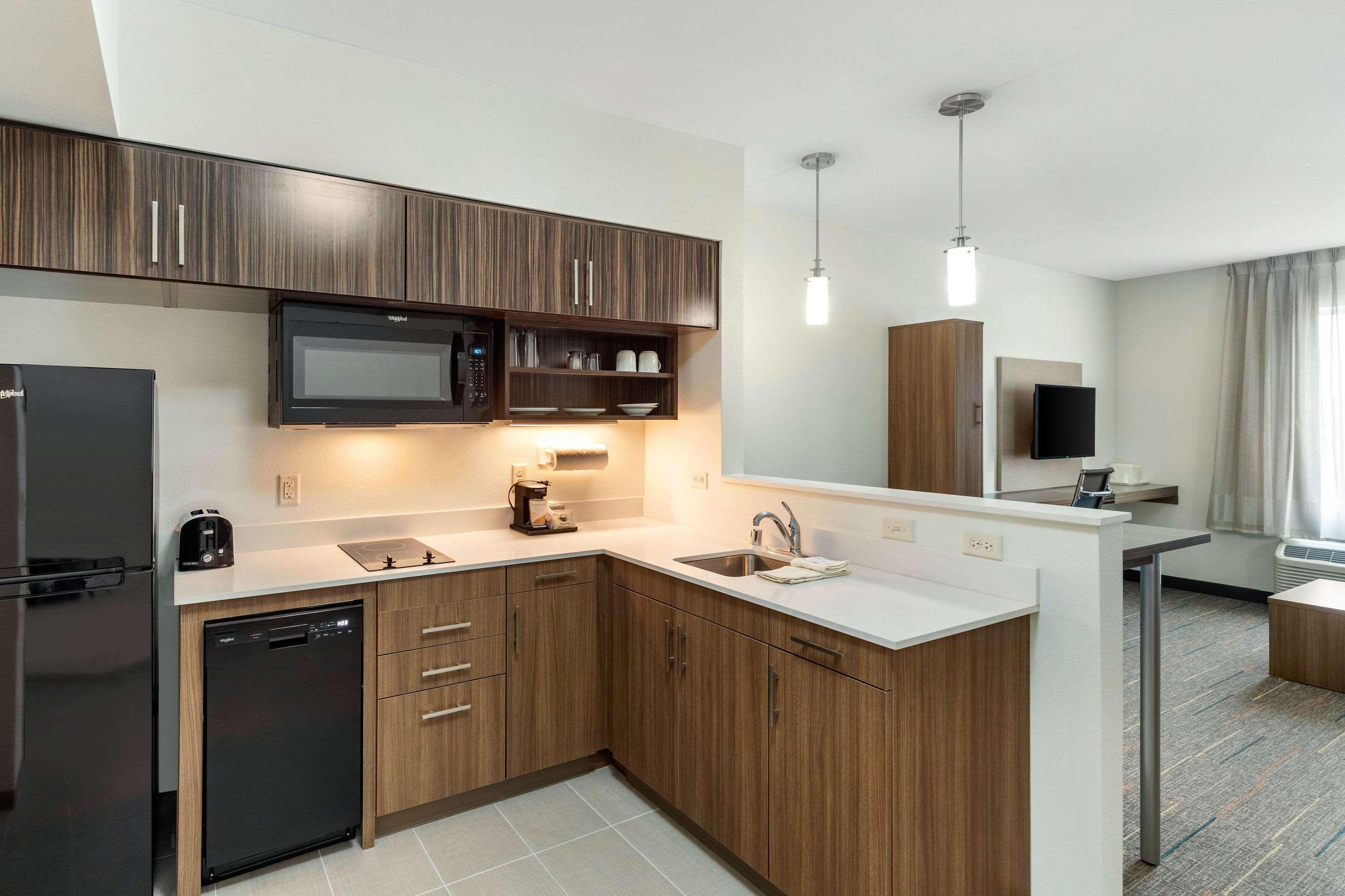 Mainstay Suites Lancaster Dallas South Екстер'єр фото