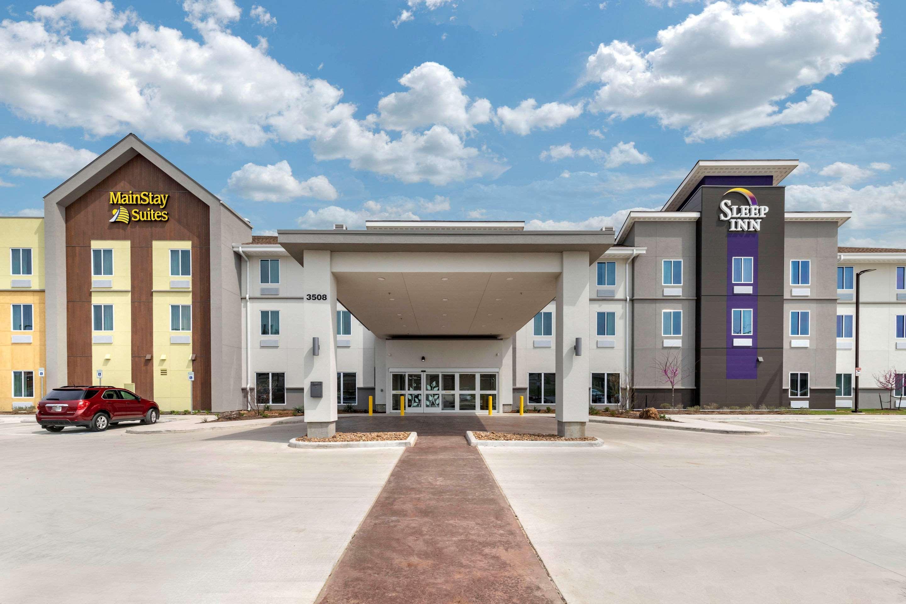 Mainstay Suites Lancaster Dallas South Екстер'єр фото