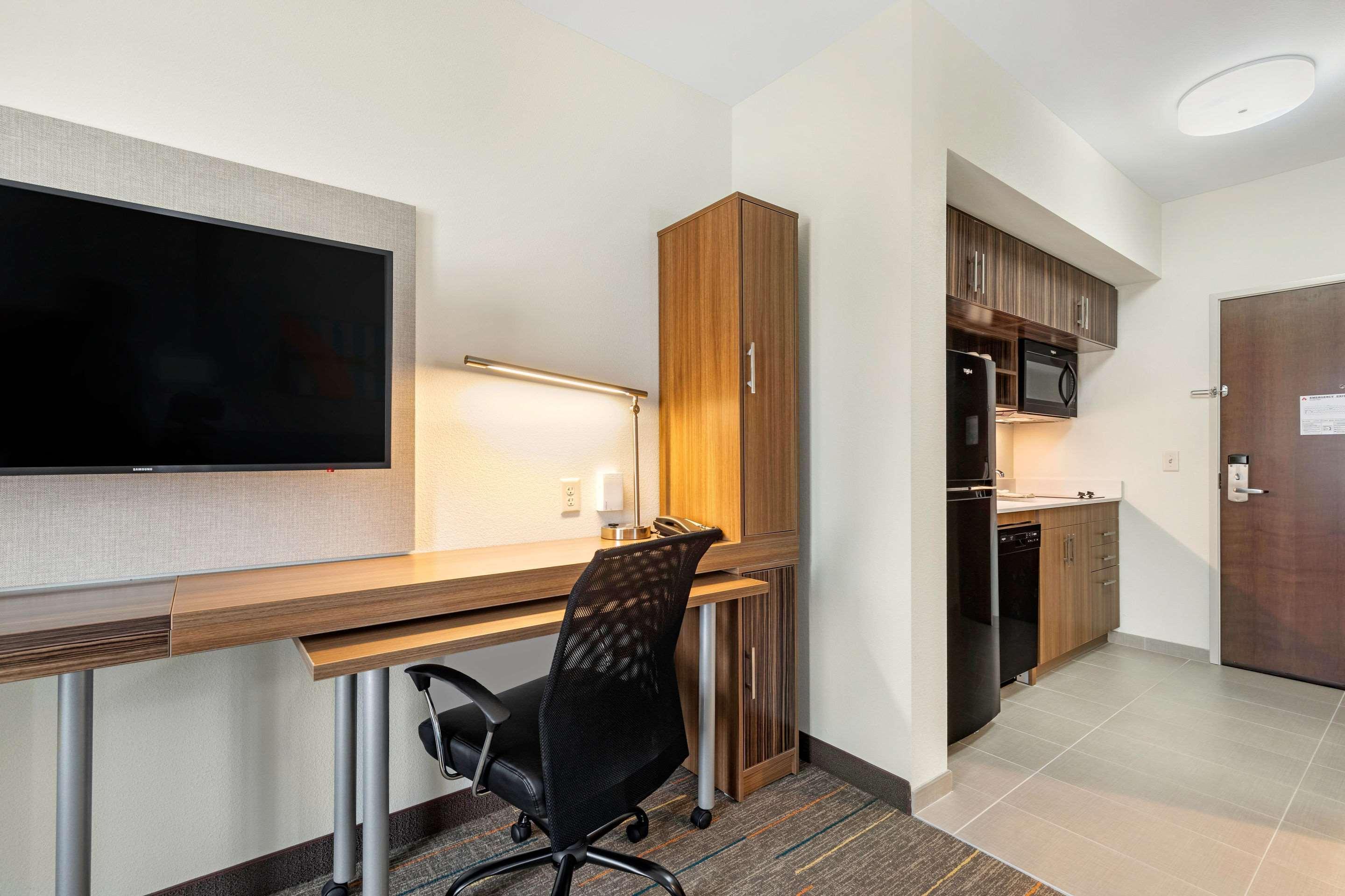 Mainstay Suites Lancaster Dallas South Екстер'єр фото
